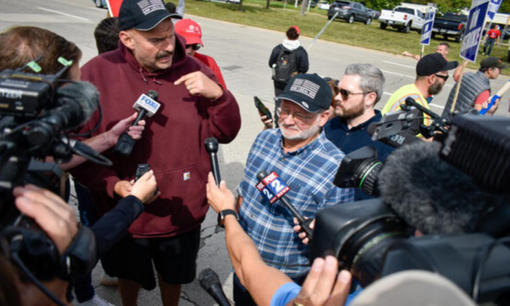 Fetterman Visits Mar-a-Lago A Shrewd Political Move or a Risky Gamble