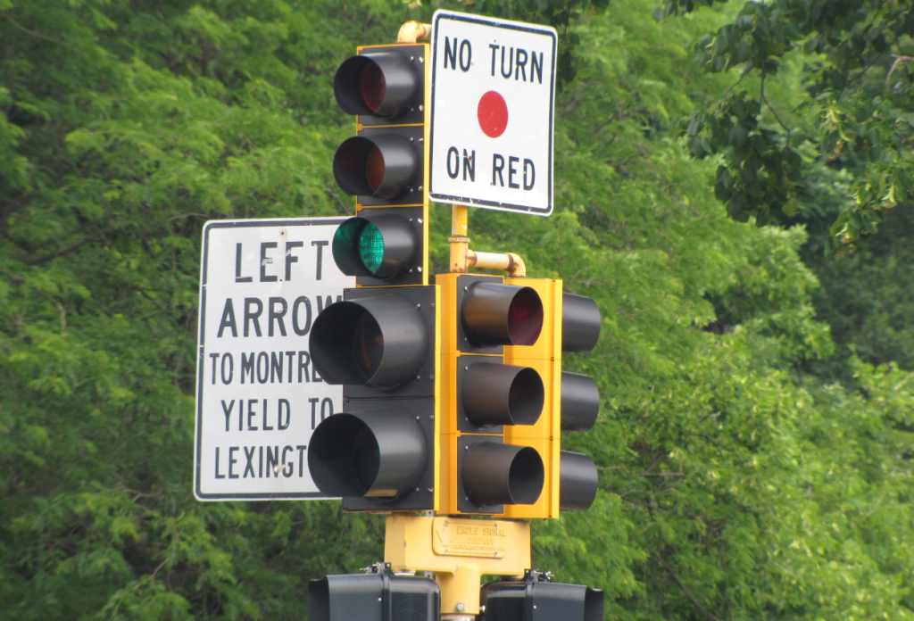 Safe Practices for Worry-Free Right Turn